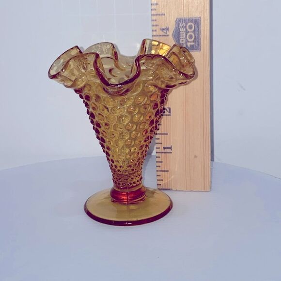Vintage Amber Hobnail Glass Vase Wavy Edge Stands 4" Tall - Picture 4 of 7